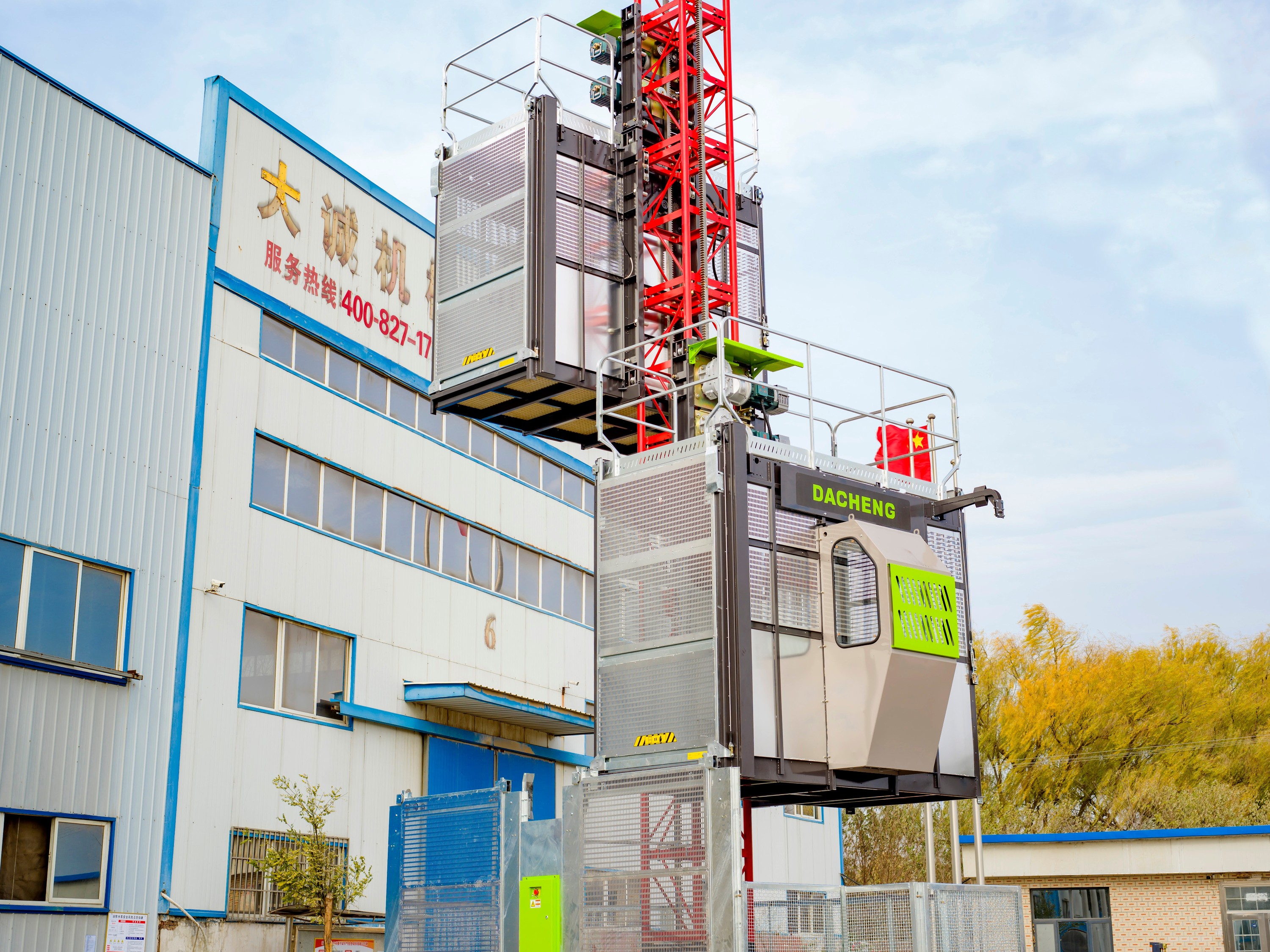 施工电梯