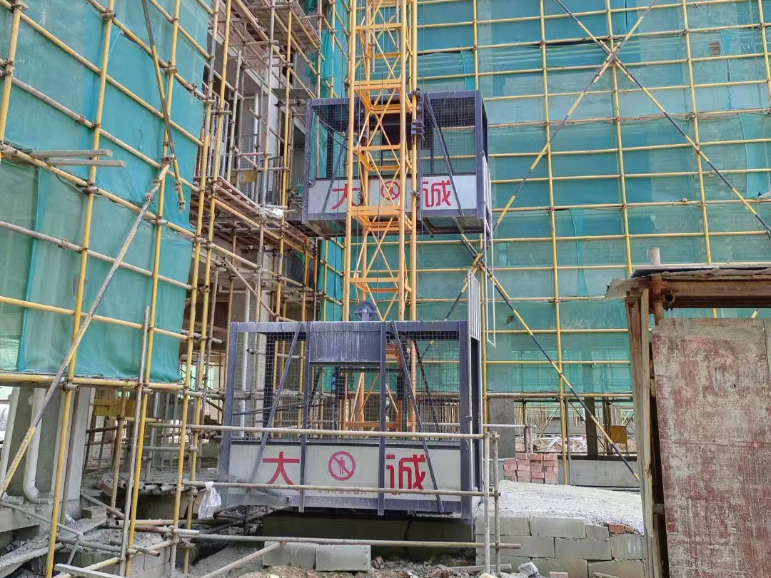 钢丝绳物料机在建筑领域中有哪些具体应用案例？